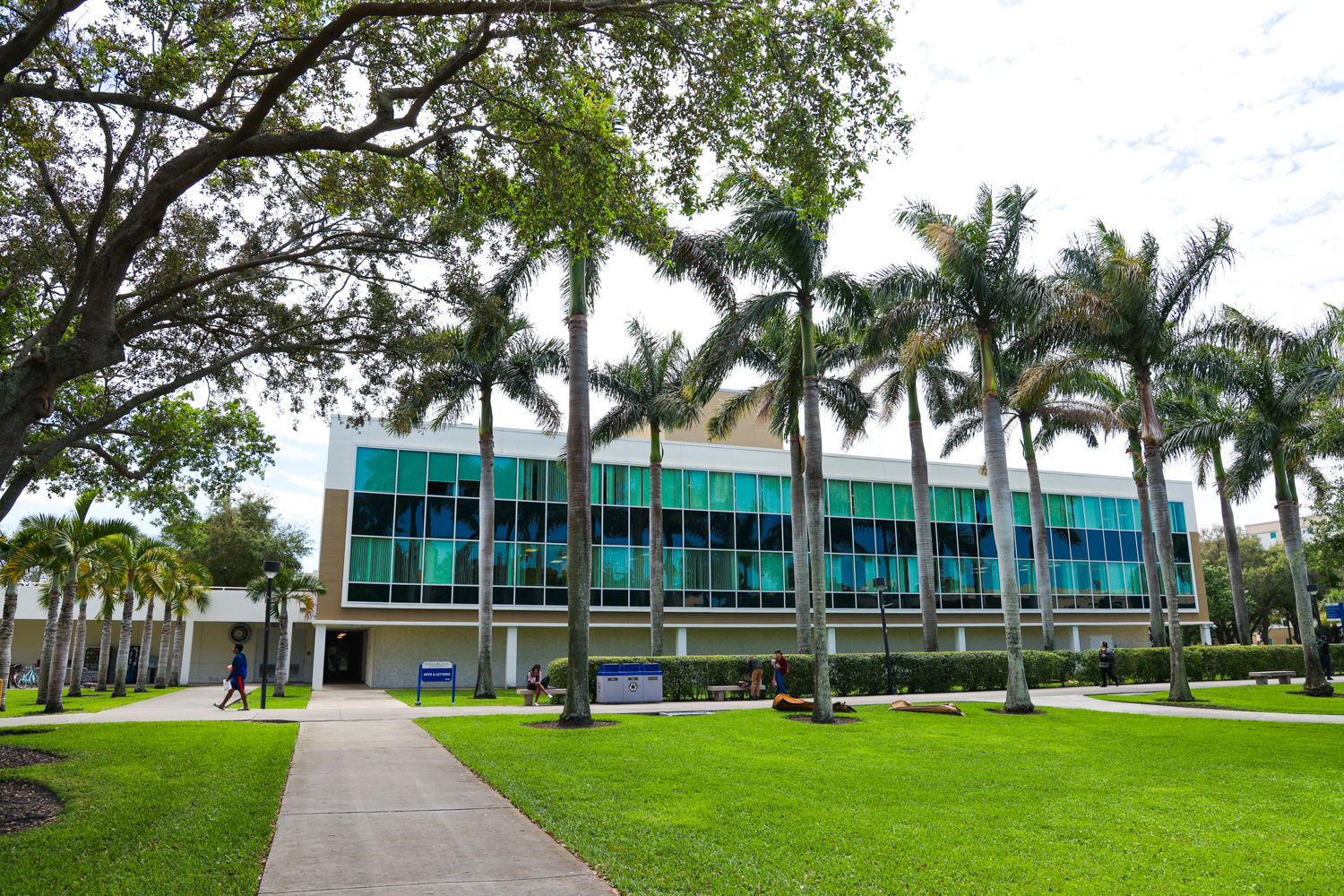 FAU College of Arts & Letters